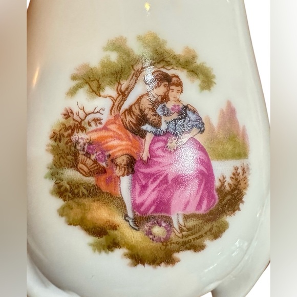 Vintage Limoges Fragonard Miniature Porcelain Egg Vase Courting Couple - Picture 12 of 14